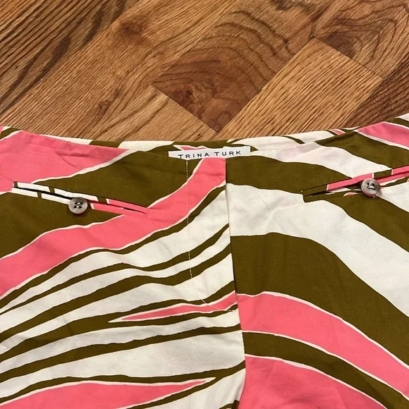 Trina Turk multicolor dress shorts - Picture 3 of 9